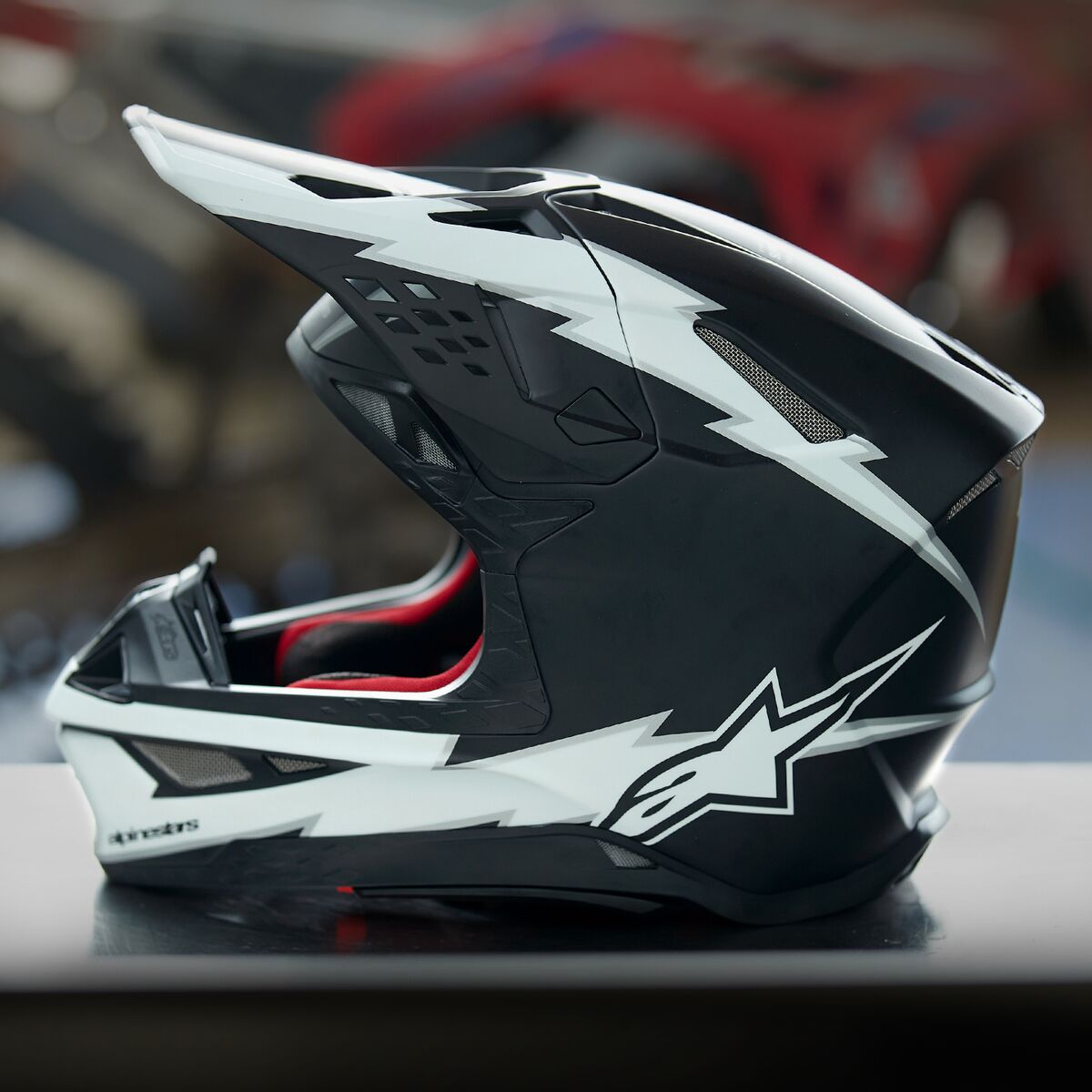 Rallyauto voor Ceriel Klein Kromhof het perfecte alternatief voor motorcross | Hellendoorn Rallyauto voor Ceriel Klein Kromhof het perfecte alternatief voor motorcross | Hellendoorn