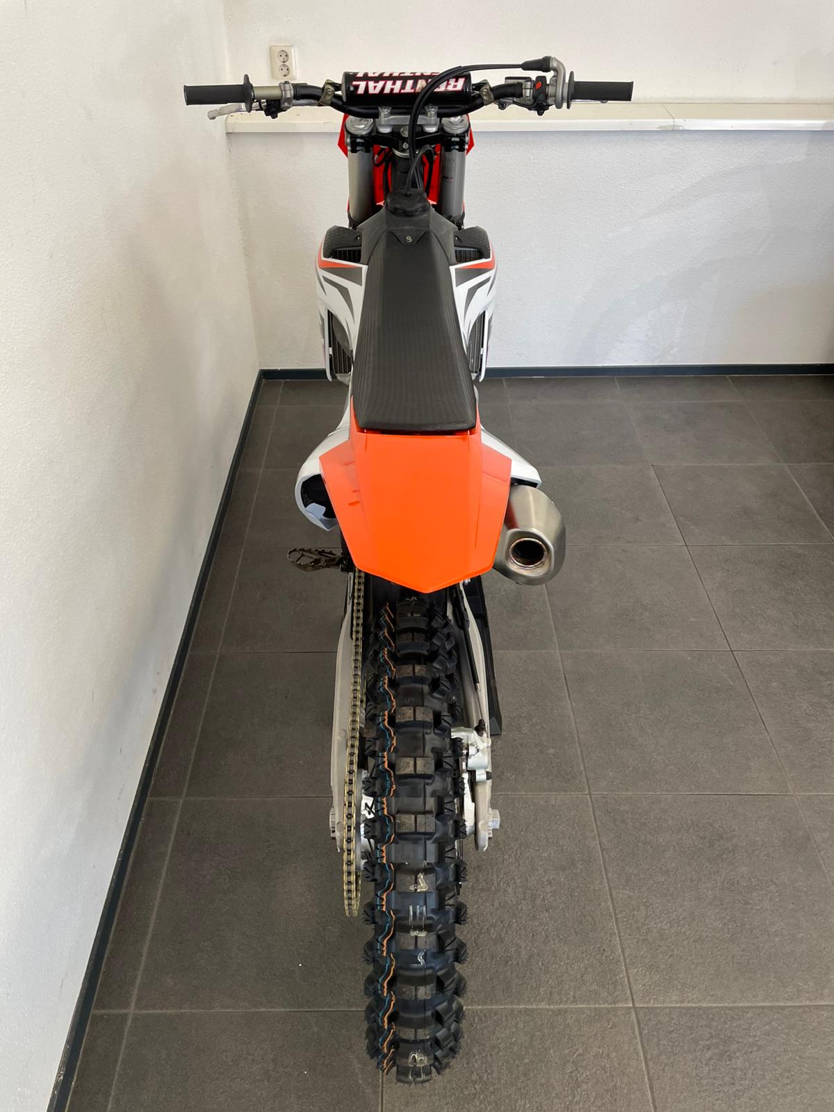 KTM 250 SX-F 2024