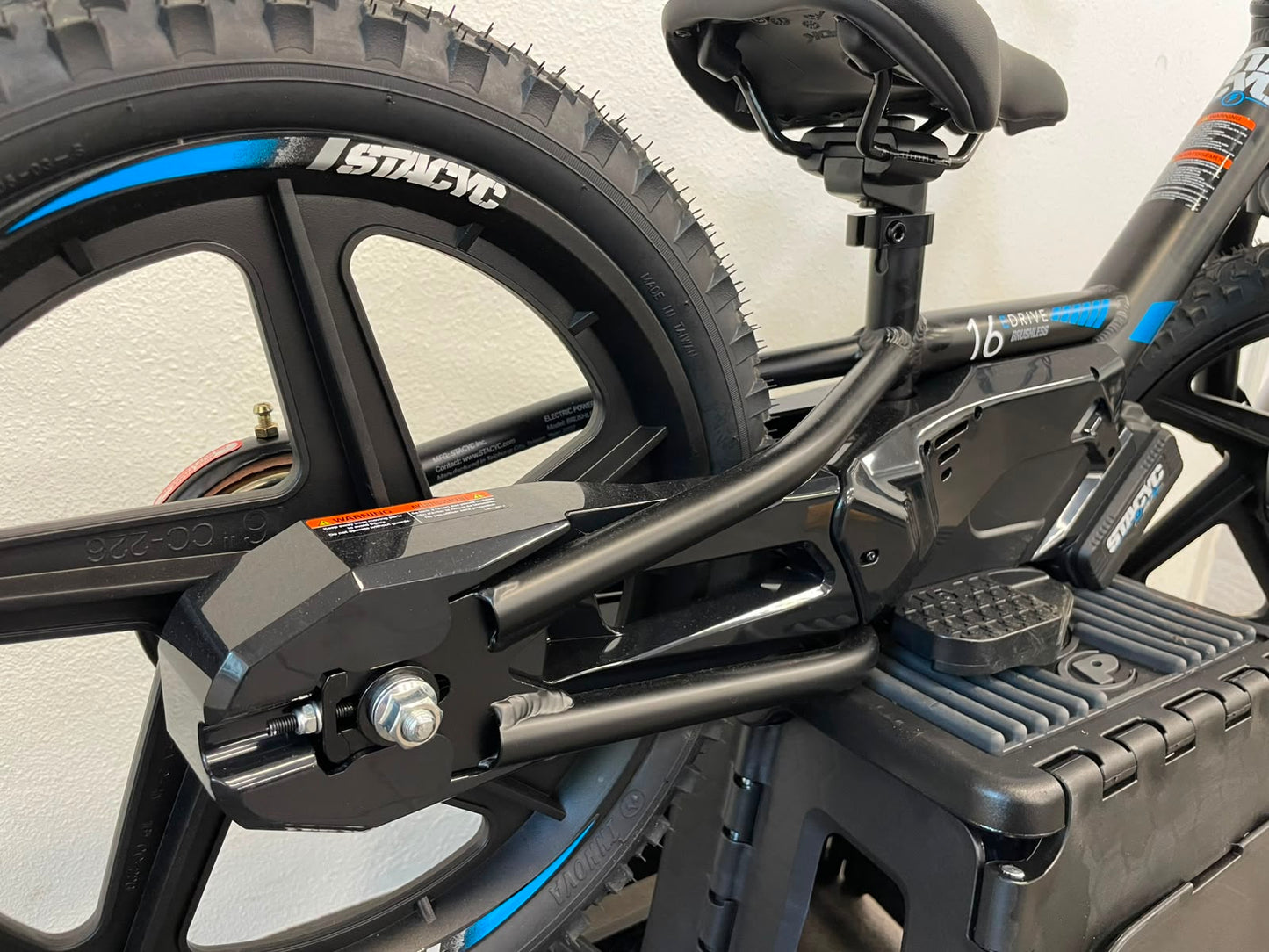 Stacyc 16eDrive Loopfiets